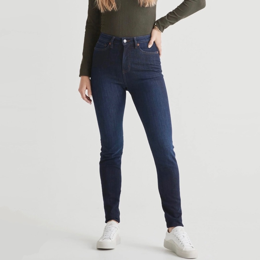 Bluer high rise slim skinny jeans Size 27long/ 4US stretchy